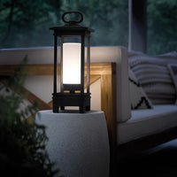 Kichler Laterne South Hope LED mit Bluetooth Lautsprecher