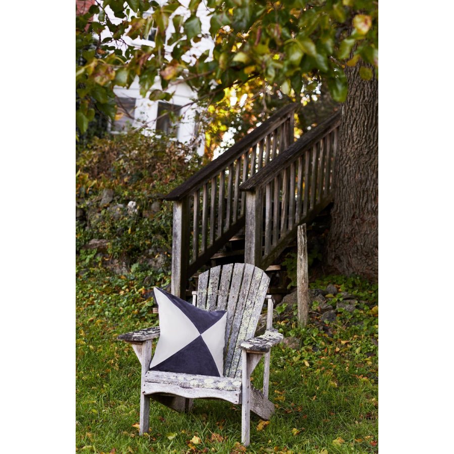 Lexington Patched Velvet Kissenhülle - dark gray/light beige